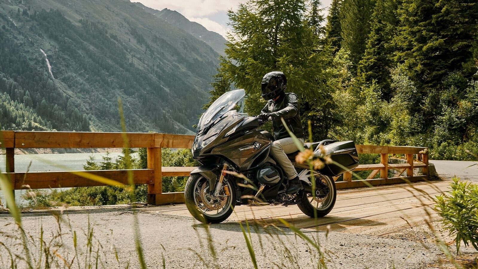 BMW Motorrad launches R 1250 RT: costs more than Hyundai Creta