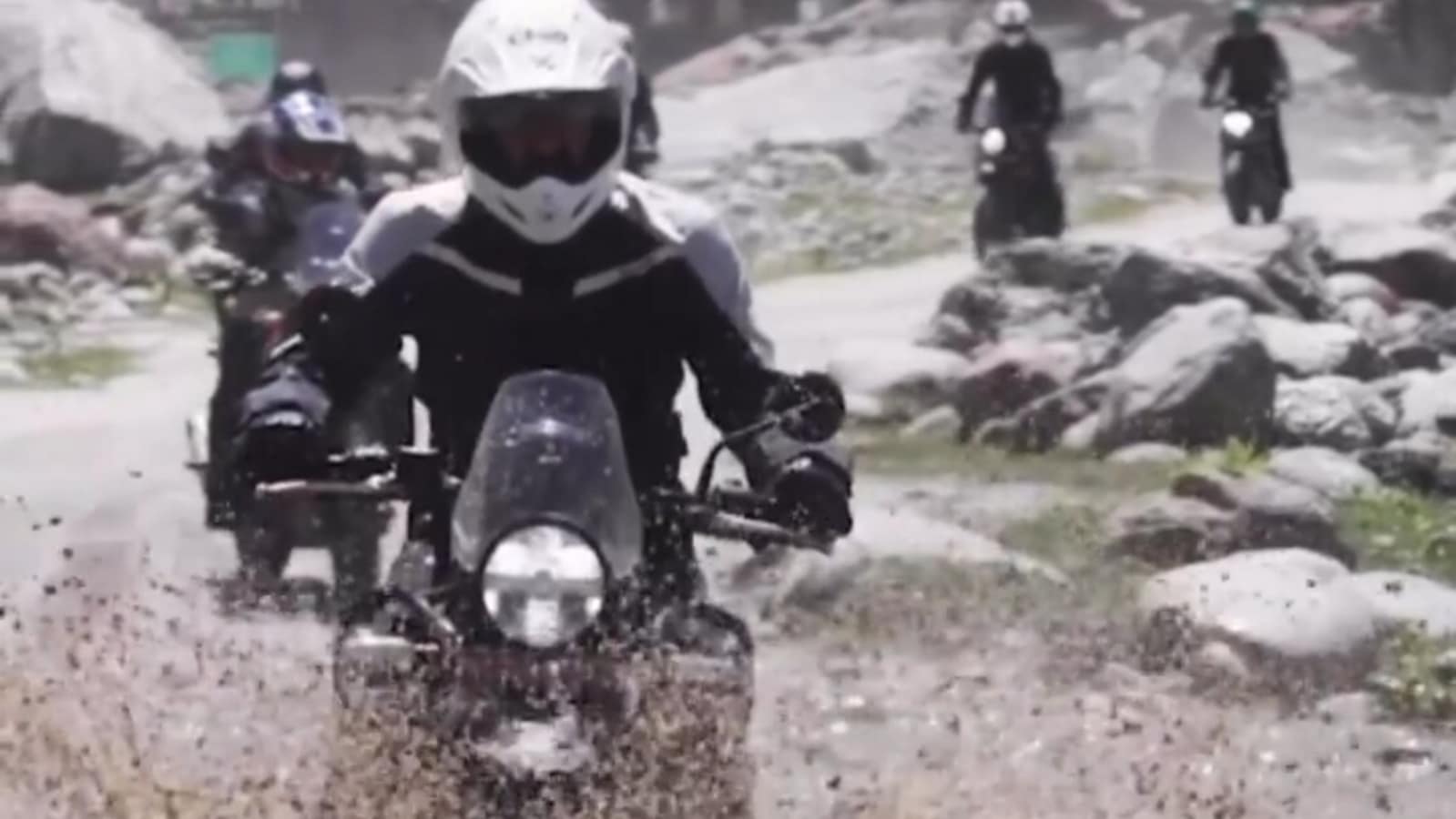 royal enfield himalayan booking