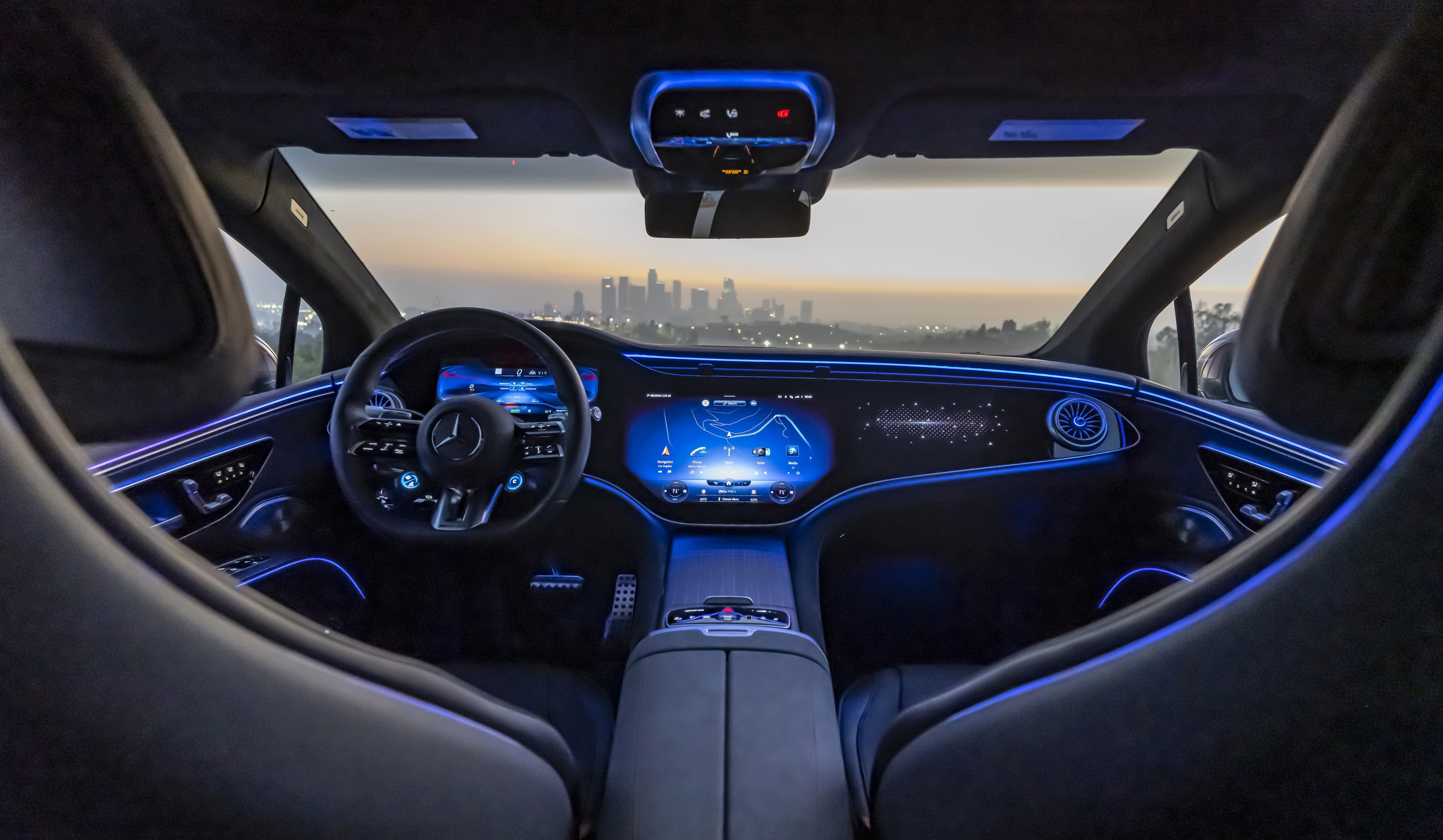 Cabin highlights of the AMG EQS 53
