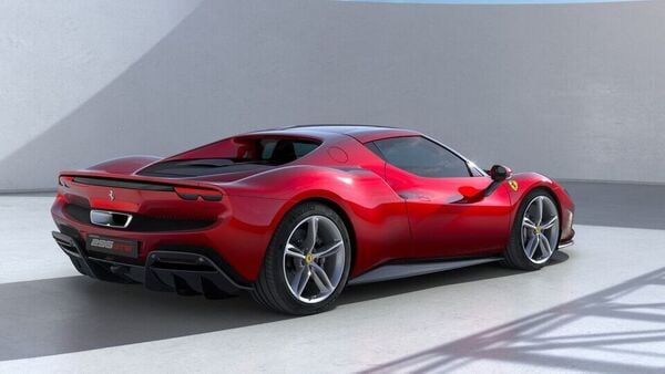 The 296 GTB gets a mid-engine, rear-wheel drive layout. 