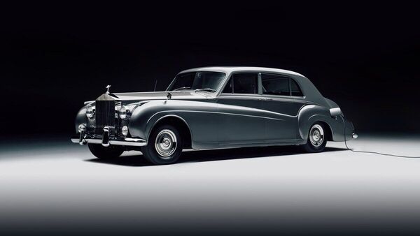 Lunaz was founded in 2018 with the mission of creating the world’s first electric-powered Rolls-Royce through a process it calls “upcycling.”