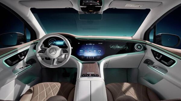 A look at the dashboard layout inside the Mercedes EQE SUV.
