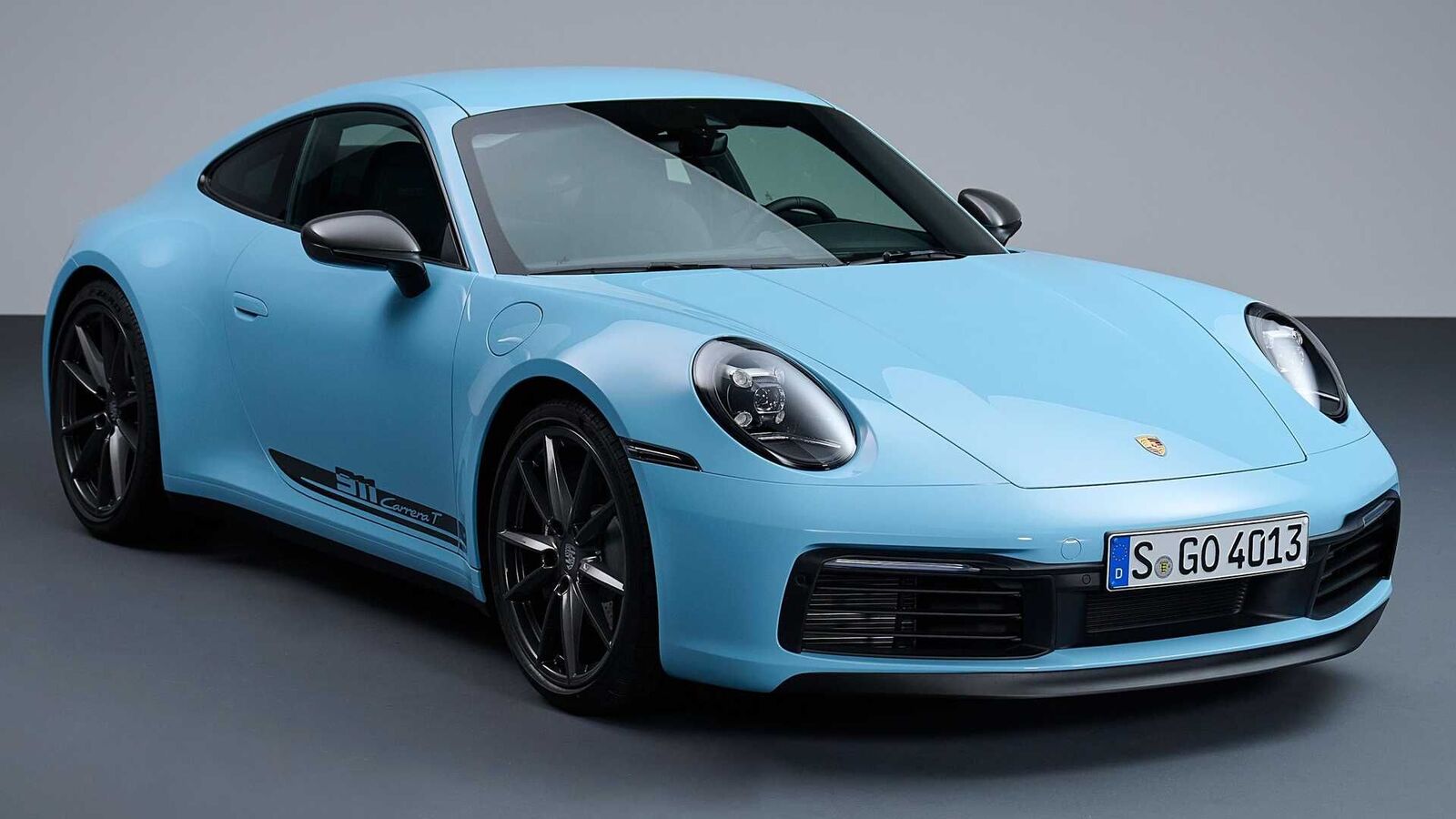 New Porsche 911 Carrera T is every purist's dream machine with seven-speed  MT | HT Auto