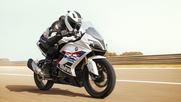 BMW Motorrad India and TVS have jointly developed the 310 platform.  The 2022 G 310 RR is now the third model from the Germans to be based on this platform.