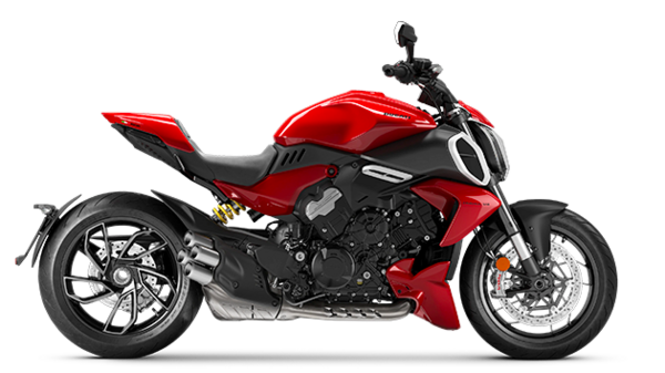 The V4 Granturismo engine produces 165.7 bhp of max power at 10,750 rpm and 126 Nm of peak torque at 7,500 rpm. The V4 Granturismo engine produces 165.7 bhp of max power at 10,750 rpm and 126 Nm of peak torque at 7,500 rpm.