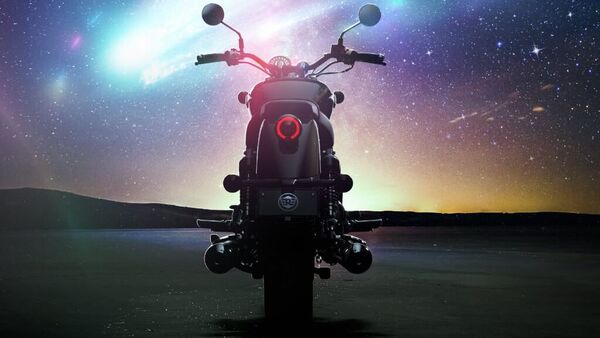 The teaser image of Royal Enfield Super Meteor 650