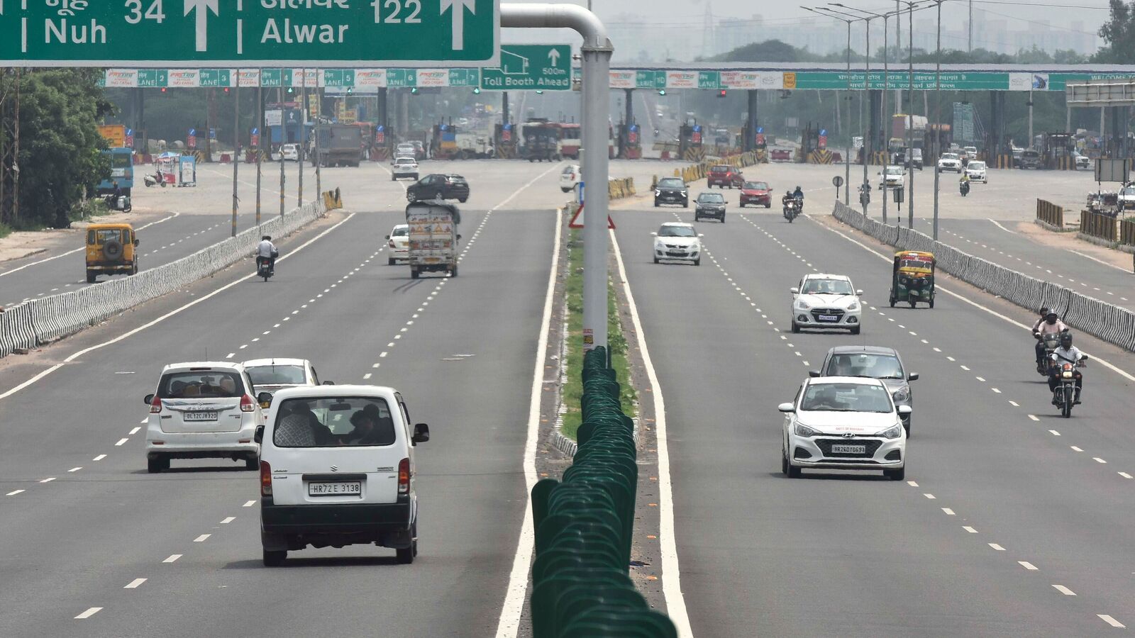 nhai-aims-to-add-60-km-of-highways-every-day-in-2023-nitin-gadkari