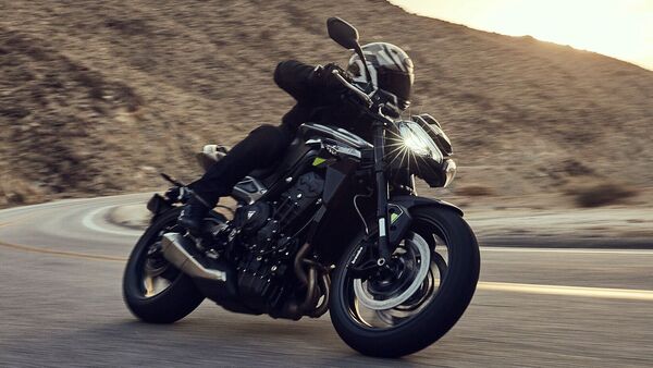 Triumph Street Triple 765 RS Will Take On The Ducati Monster SP In The Field Triumph Street Triple 765 RS Will Take On The Ducati Monster SP In The Field