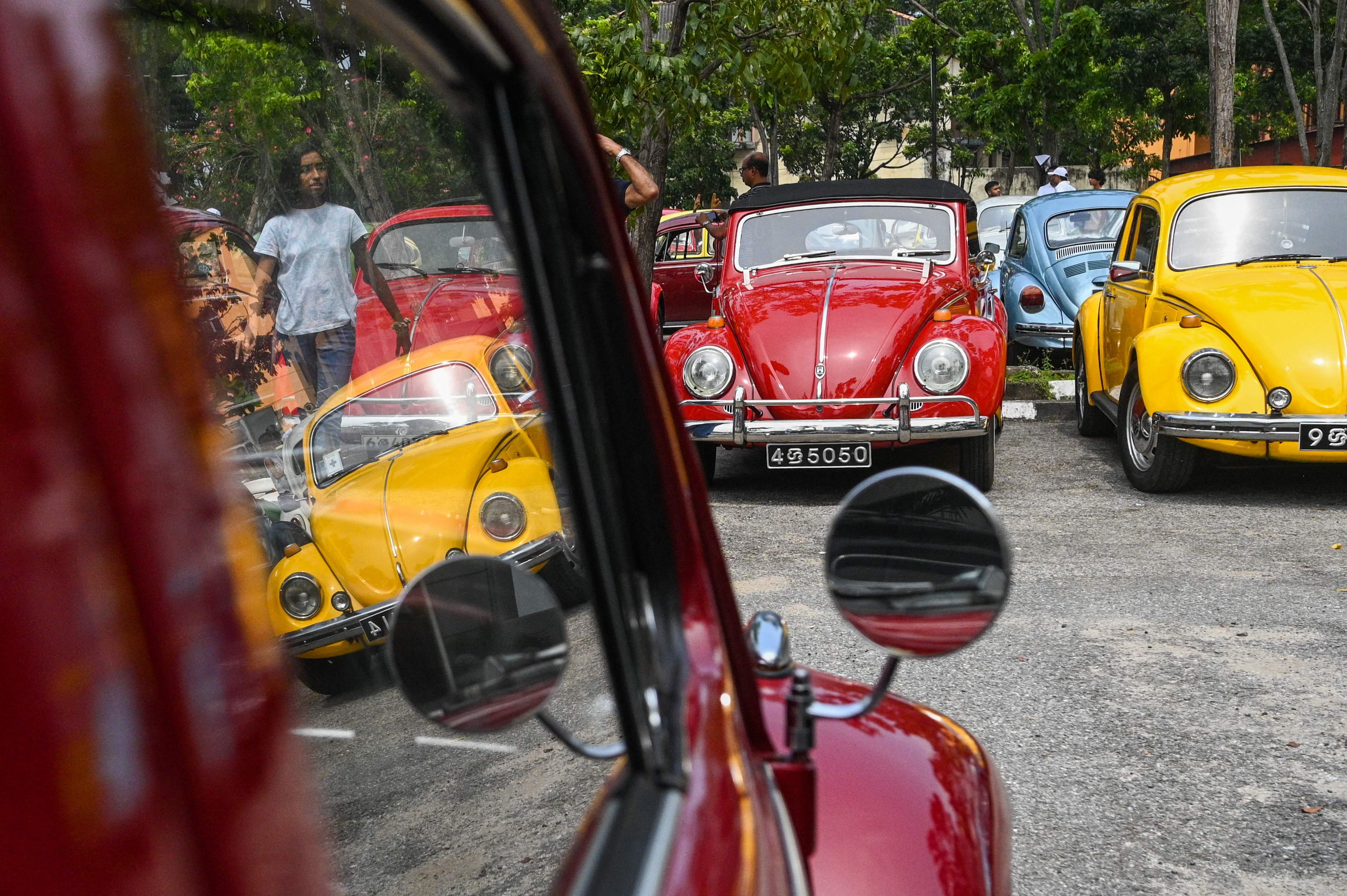 2022 సిల్వర్​ జూబ్లీ వోక్స్​వ్యాగన్​ పీజెంట్​ ఈవెంట్​లో బీటిల్​ ఓనర్లు పాల్గొని.. తమ కార్లను ప్రదర్శనలో పెట్టారు.