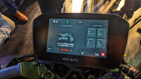 The Matter e-bike boasts a touch-enabled 7-inch Media Instrument Cluster (VIC), powered by a state-of-the-art processor, 4G connectivity, and Android software.