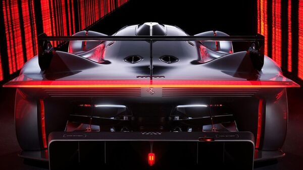 The rear profile of the Ferrari Vision GT has been influenced by the recently introduced 499P, especially the wing and diffuser. The rear profile of the Ferrari Vision GT has been influenced by the recently introduced 499P, especially the wing and diffuser.