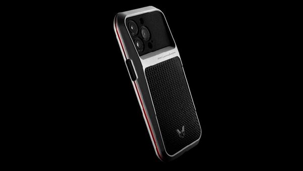 Cette Coque De Téléphone Conçue Par Pininfarina Sera Disponible Dans Un Nombre Exclusivement Limité De 99 Unités Chacune Pour Iphone 13 Pro Et 14 Pro.