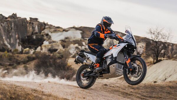 KTM 790 Adventure 2023 has body changes, new features and adjusted power. 