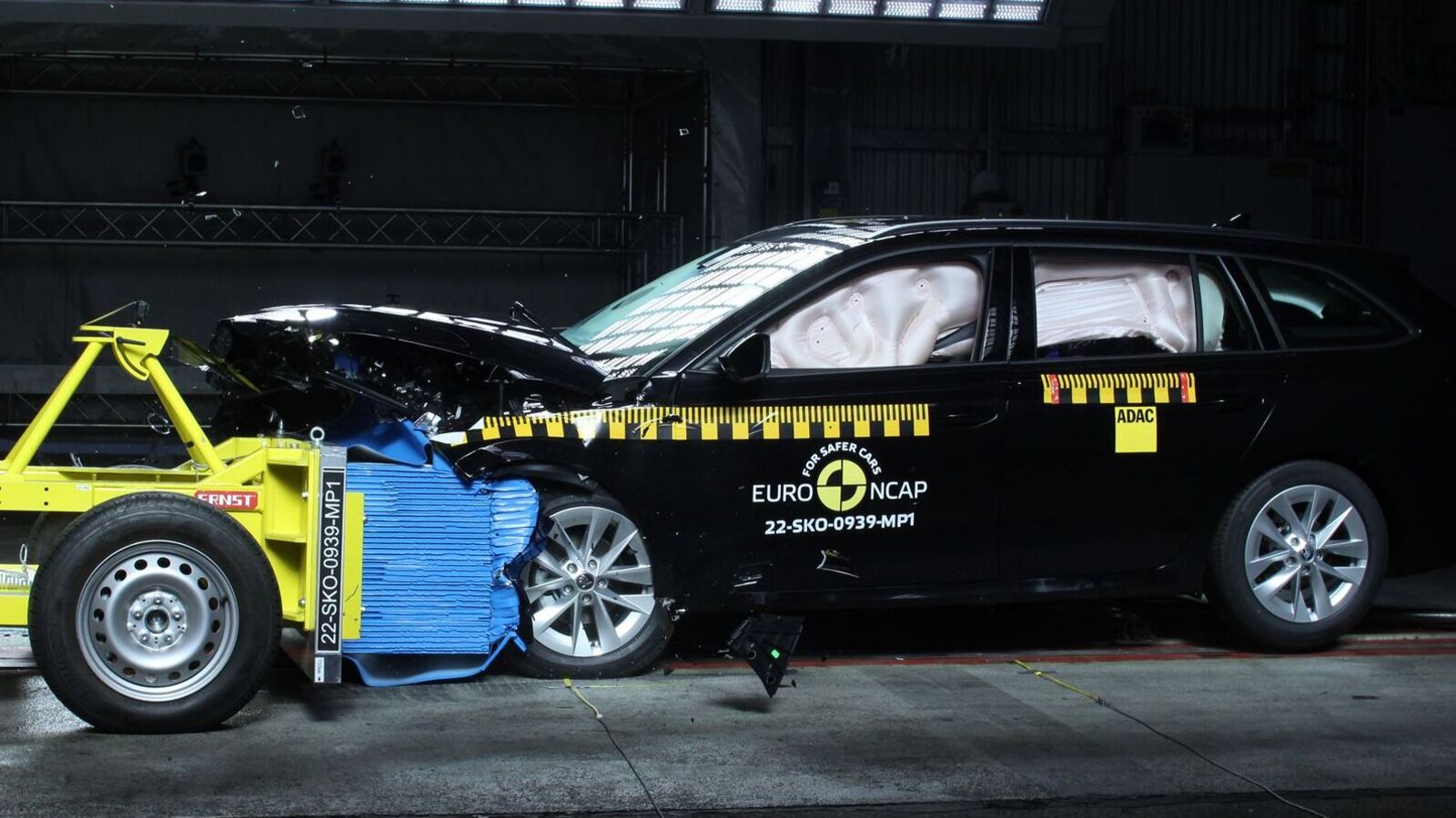 Skoda Octavia scores 5 stars in Euro NCAP crash test