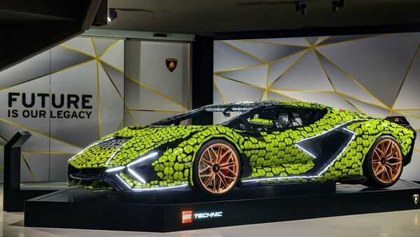 The Lamborghini Sian FKP 37 appears as the automaker's first electric supercar.  (Lamborghini)
