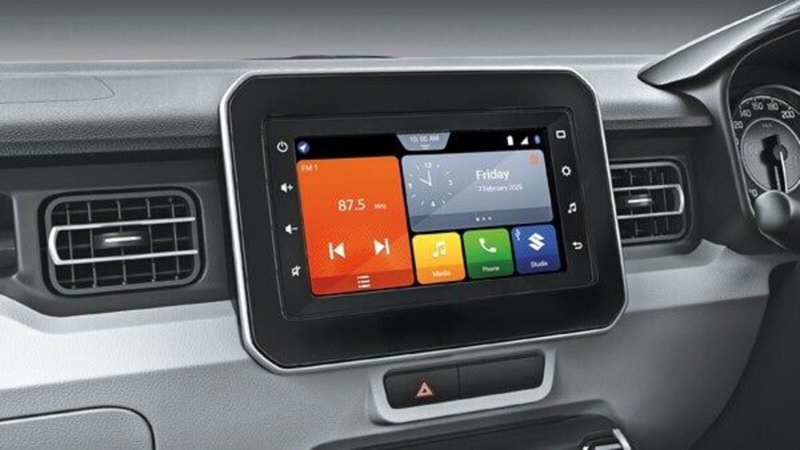 Simple steps to remove scratches from your car's infotainment screen