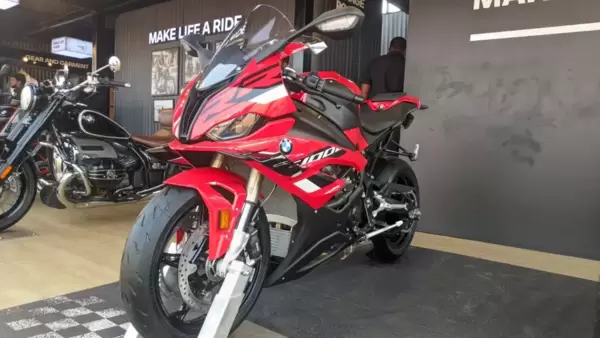 BMW S 1000 RR has been launched in India. It comes with cosmetic as well as mechanical upgrades. The engine now puts out 207 bhp and 113 Nm. BMW S 1000 RR has been launched in India. It comes with cosmetic as well as mechanical upgrades. The engine now puts out 207 bhp and 113 Nm.