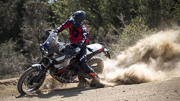 The engine comes with a 6-speed gearbox and it has a different gear ratio when compared to the Multistrada V2. 