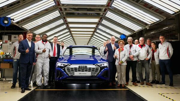 Audi Q8 e-tron at the production line at the company facility in Brussels.