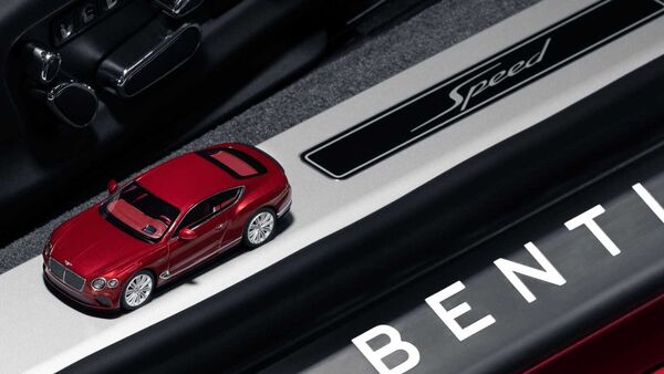 The Continental GT Speed scale model mimics the original car's carbon fibre panels.