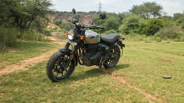 The Royal Enfield Hunter 350 uses the same engine as the Classic Reborn and Meteor 350. 