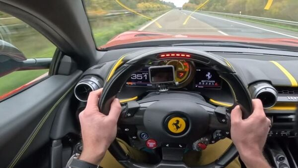 FERRARI 488 GTB TOP SPEED 333KM/H on AUTOBAHN (NO SPEED LIMIT!) by