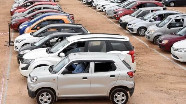 Union Minister Nitin Gadkari has said that the Centre aims the Indian auto industry to double growth by 2024. Union Minister Nitin Gadkari has said that the Centre aims the Indian auto industry to double growth by 2024.