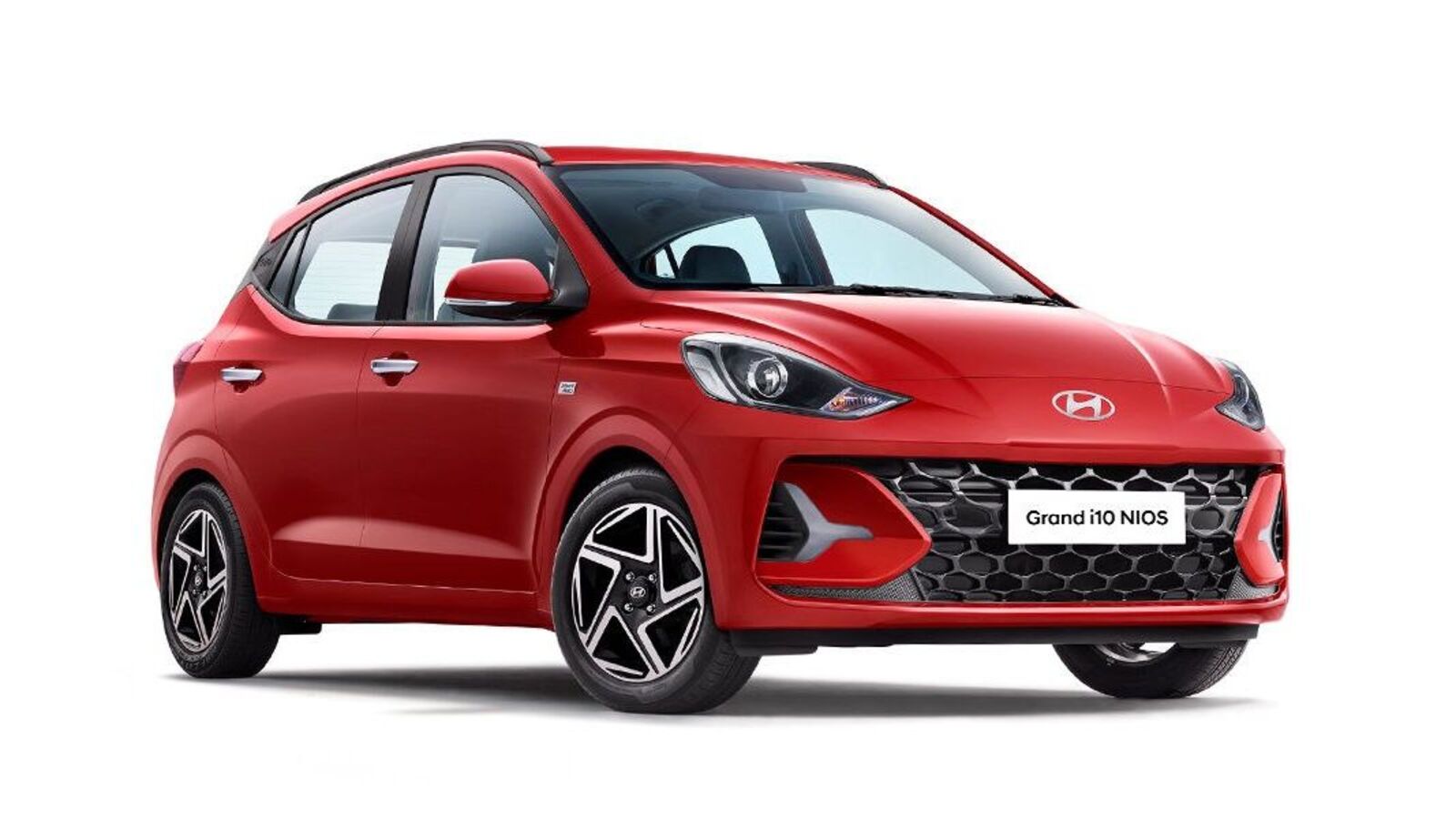 Hyundai unveils Grand i10 Nios facelift, likely to launch at Auto Expo