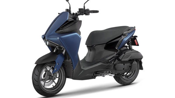 The Yamaha Augur Premium Scooter has a sharp, contoured look.