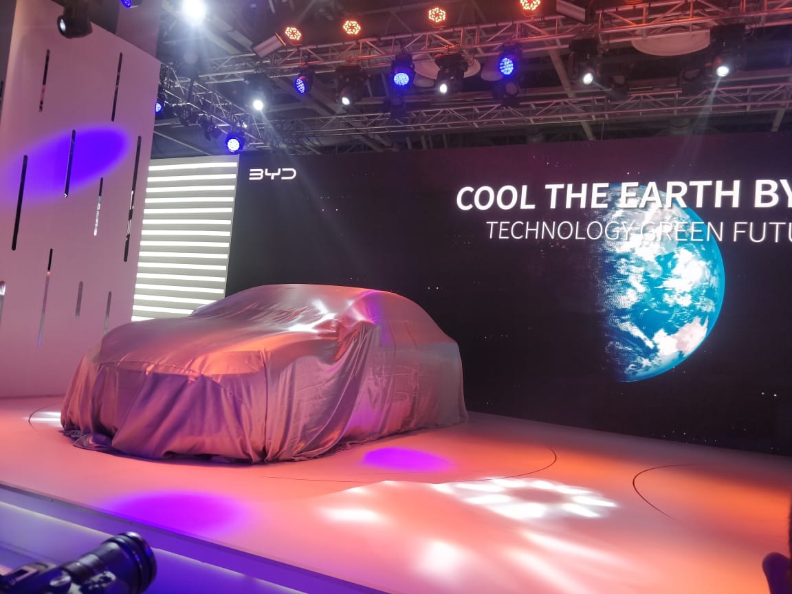 Auto Expo 2023 Preview Day Kicks Off Maruti Hyundai Mg Tata Kia