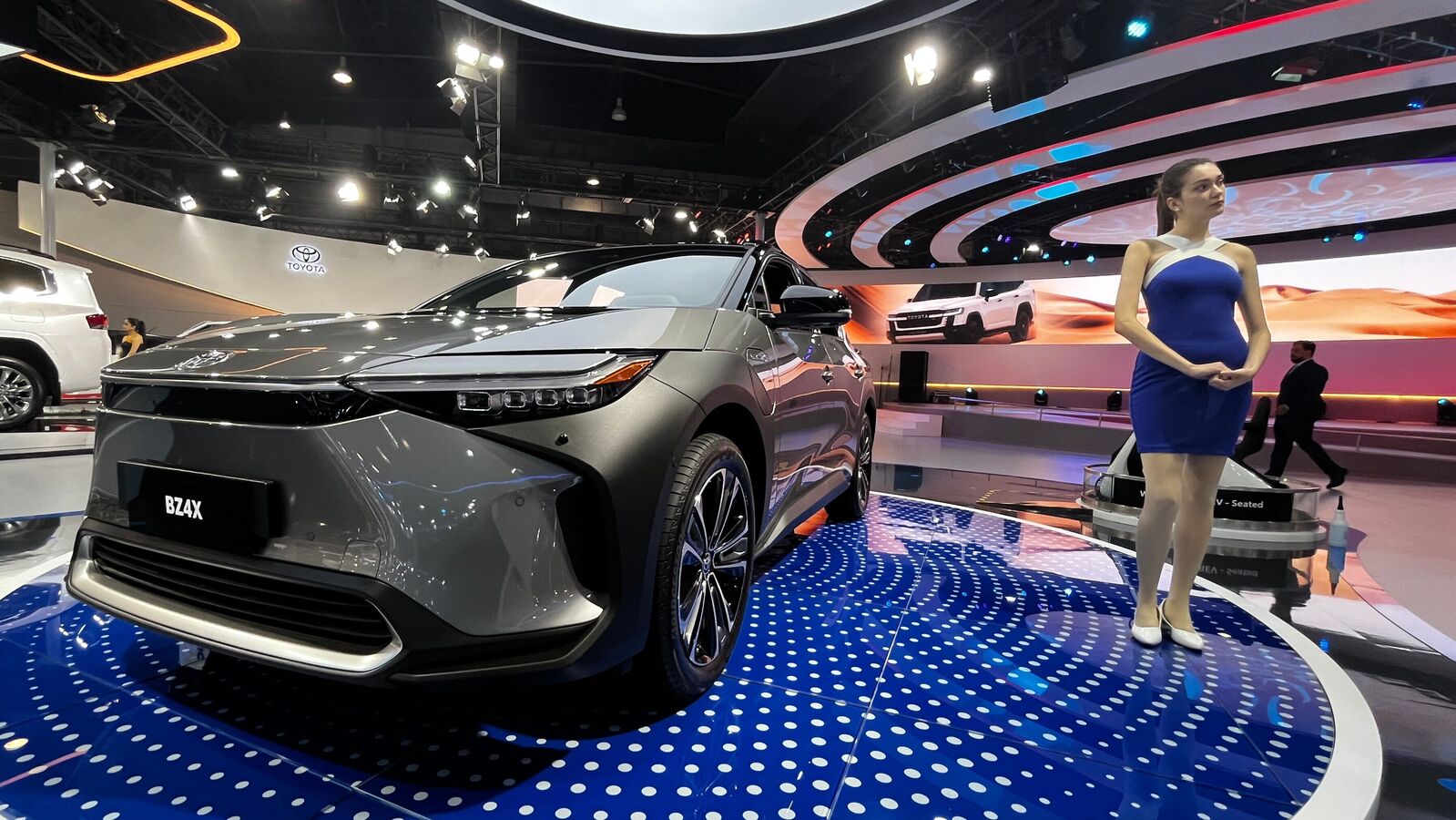 Auto Expo 2023 Officially Starts Tomorrow How To Book Tickets Reach 