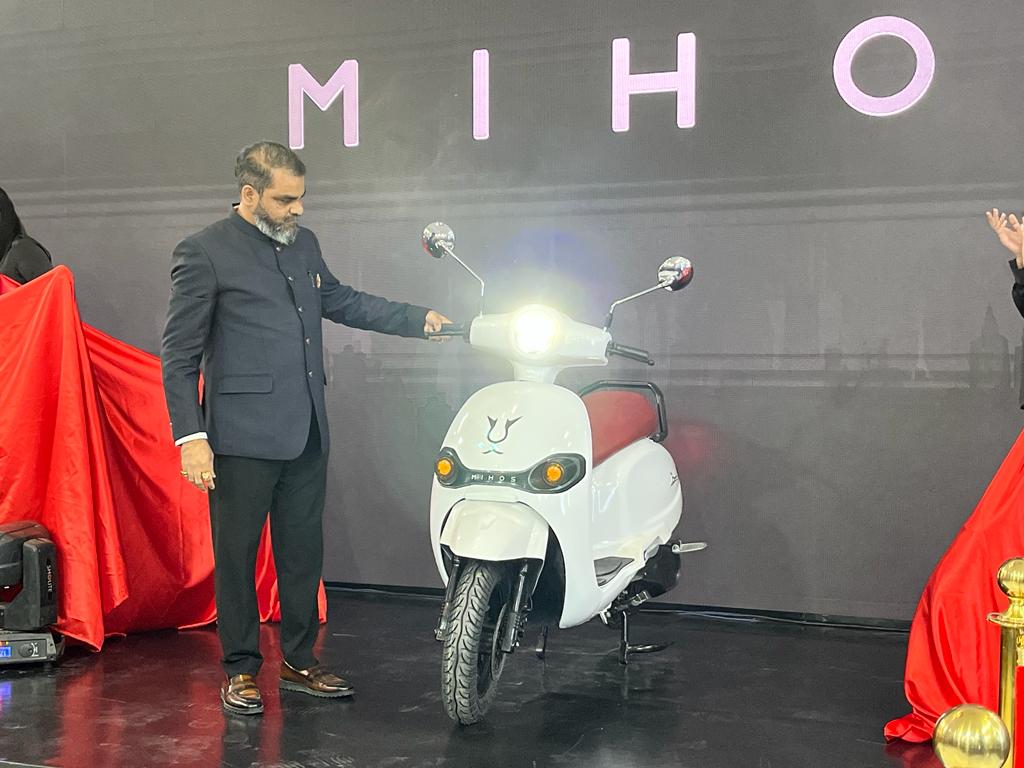 Joy Mihos electric scooter unveiled at Auto Expo 2023