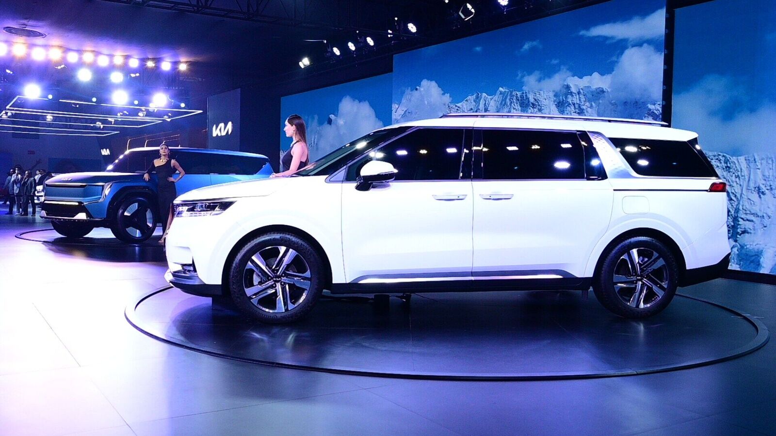 Kia online carnival electric