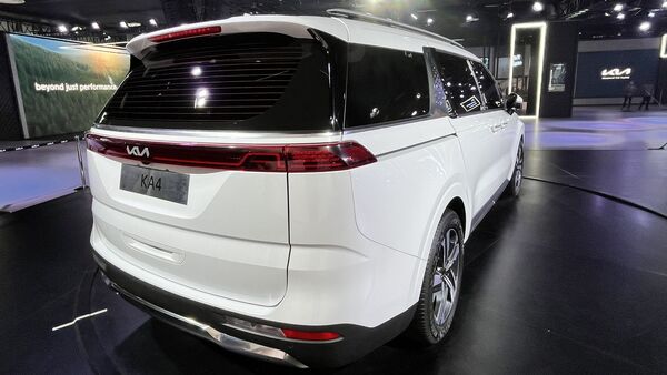 In global market, the 2023 Kia Carnival is powered by a 3.5-litre V6 petrol engine producing 290 bhp and 355 Nm of torque, paired with an eight-speed automatic transmission. In global market, the 2023 Kia Carnival is powered by a 3.5-litre V6 petrol engine producing 290 bhp and 355 Nm of torque, paired with an eight-speed automatic transmission.