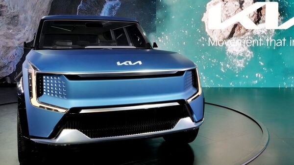 Kia EV9 electric SUV concept is expected to enter production in 2025 