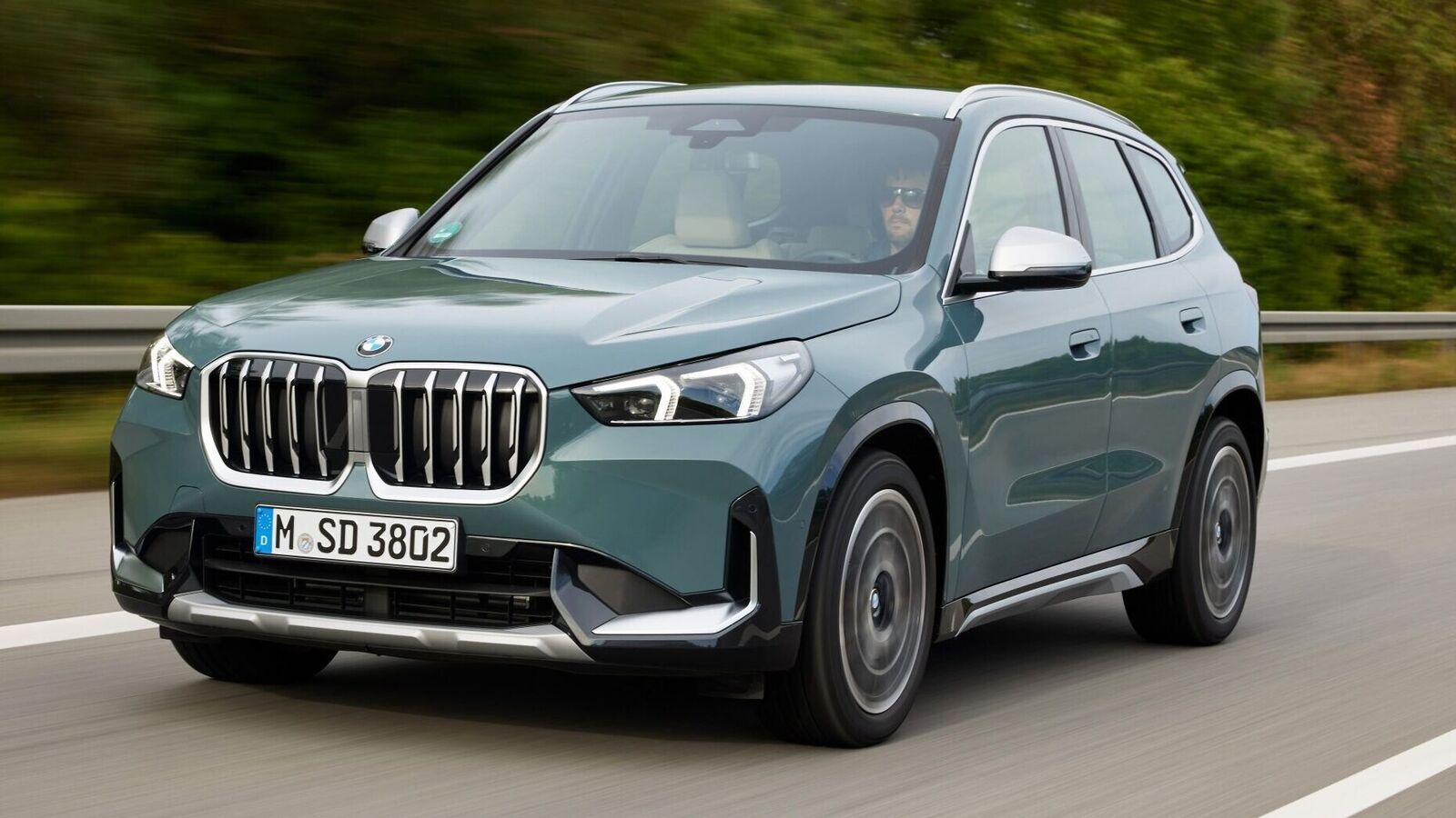 2023 BMW X1 launched at ₹45.95 lakh, will rival Mercedes-Benz GLA and ...