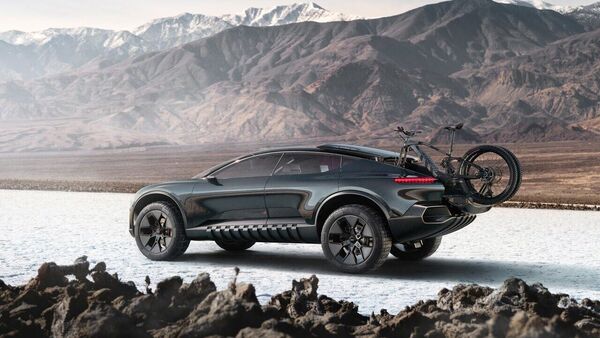 Following on from the Audi skysphere roadster in 2021, and both the Audi grandsphere sedan, and the Audi urbansphere space concept in April 2022, a four-door crossover coupé is here. Following on from the Audi skysphere roadster in 2021, and both the Audi grandsphere sedan, and the Audi urbansphere space concept in April 2022, a four-door crossover coupé is here.