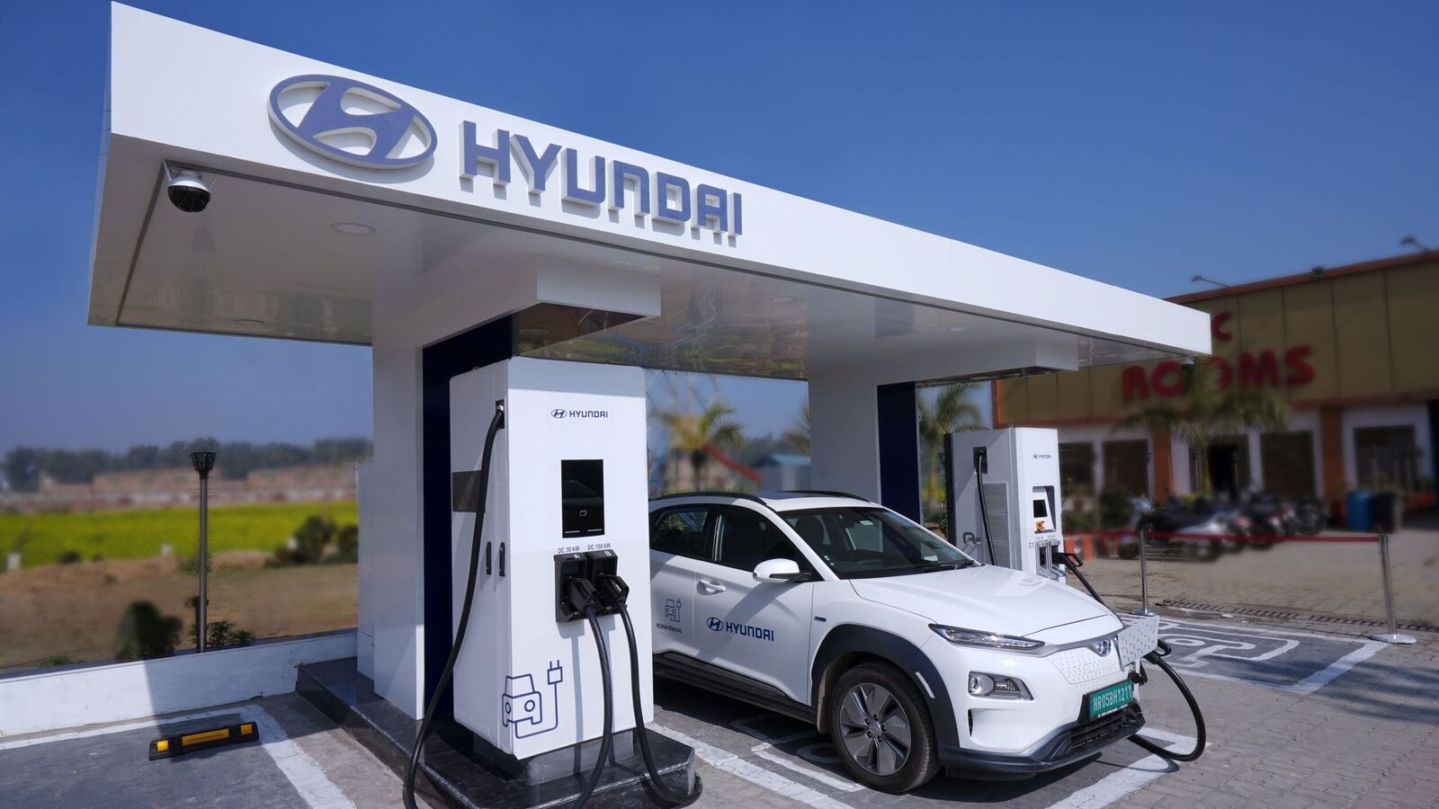 Hyundai setups DC UltraFast charging stations on key highways HT Auto