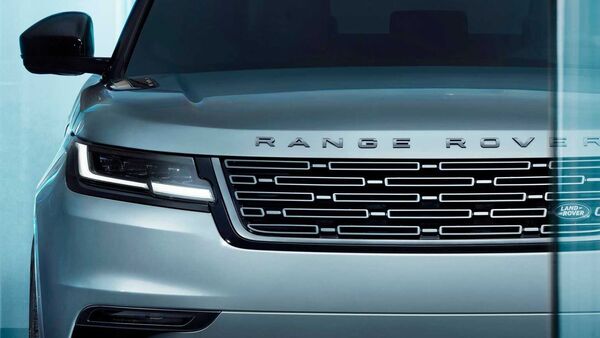 The front grille of the Range Rover Velar facelift has been discreetly updated to add sportiness to the SUV.