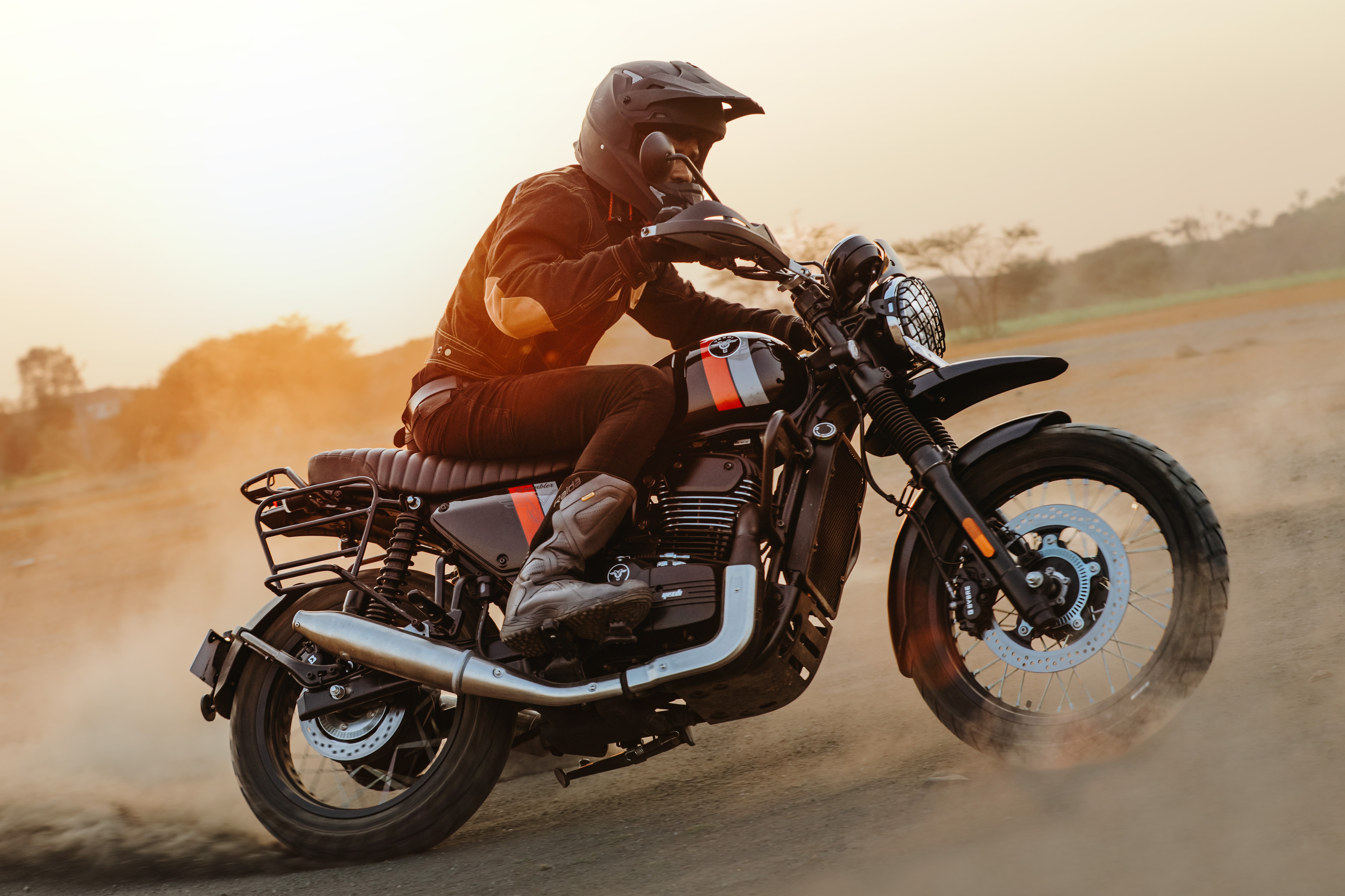 2023 Yezdi Scrambler now available in Bold Black shade with Gloss Black finish