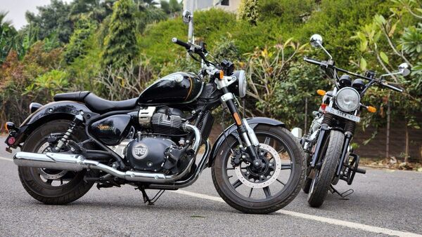 The Super Meteor 650 has a proper cruiser stance, while the Interceptor is slightly sportier.