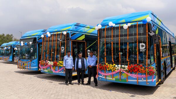 Delhi currently has about 300 electric buses running on its roads. The government plans to add 1,500 of these electric buses to the city's electric vehicle fleet by the end of this year.  (Pratek Kumar)