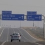 Delhi-Mumbai_Expressway_1