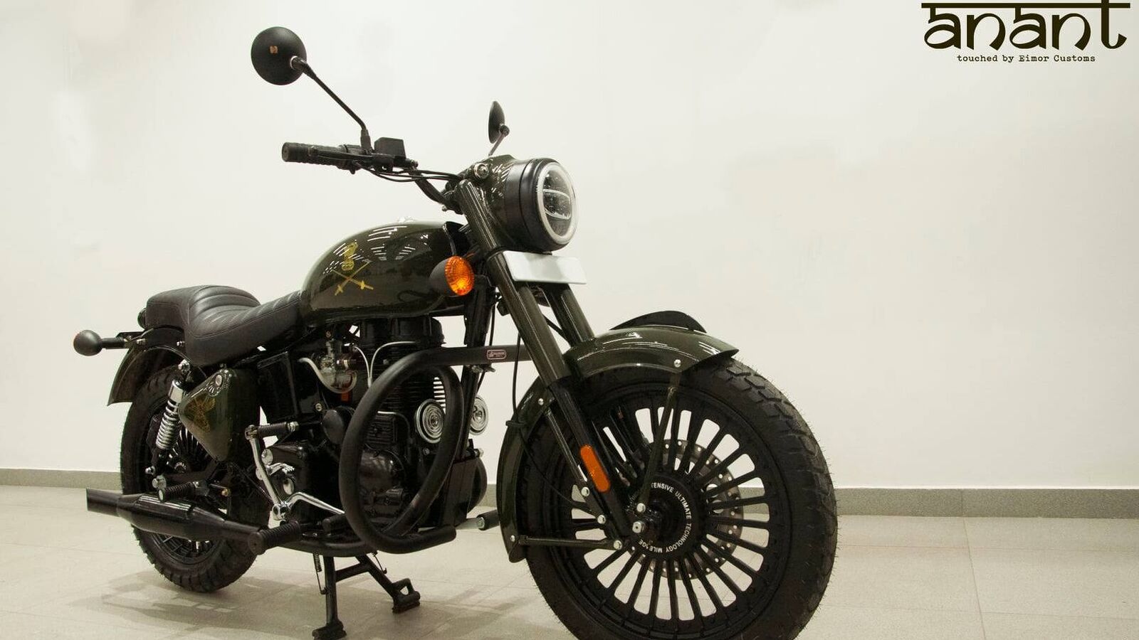 In pics: Royal Enfield Bullet 350 modified to honour the Indian ...