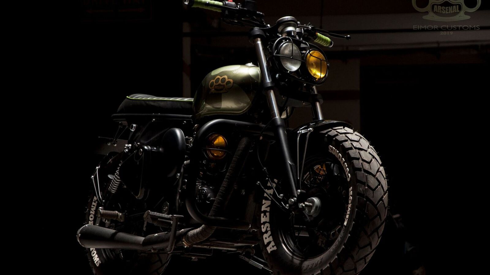 This modified Royal Enfield Classic 500 looks butch! | HT Auto