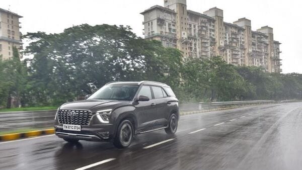 Hyundai Alcazar gets a new 1.5-litre turbo-petrol engine that complies with RDE norms and is E20 fuel ready.