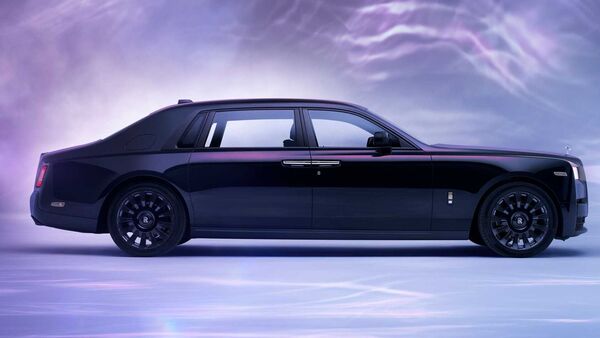 Rolls Royce Phantom Syntopia is based on Phantom Extended.