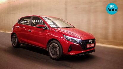 Hyundai I20 Facelift Price: Hyundai introduces the facelifted i20 at INR  6.99 lakh, ET Auto