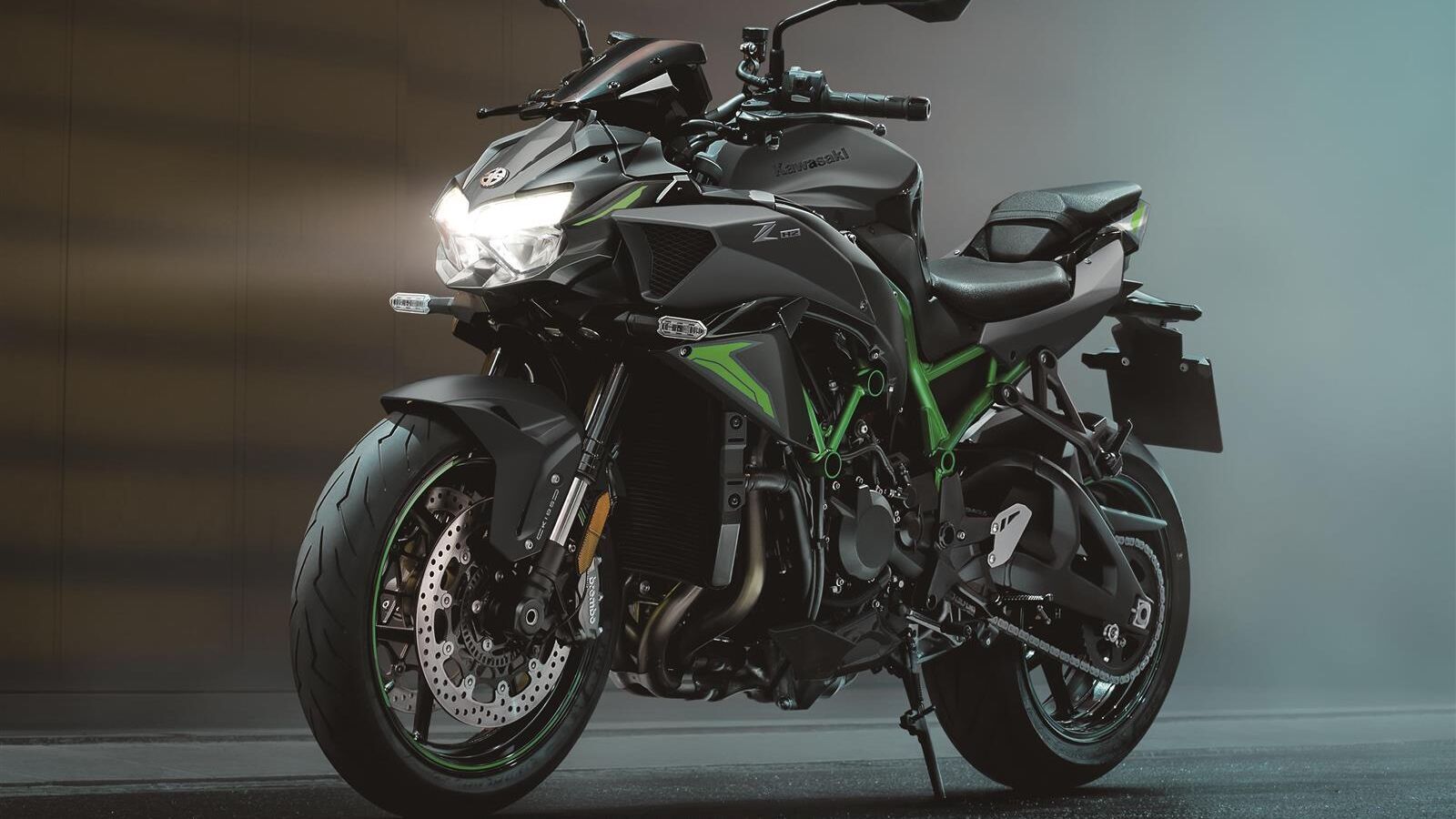 2023 Kawasaki Z H2 Z H2 SE Launched In India Prices Start At 23 02 