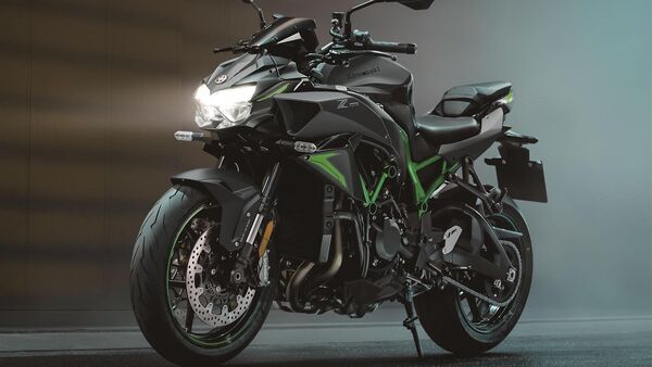 2023 Kawasaki Z H2 and Z H2 SE cost around Rs 30,000 more than old models